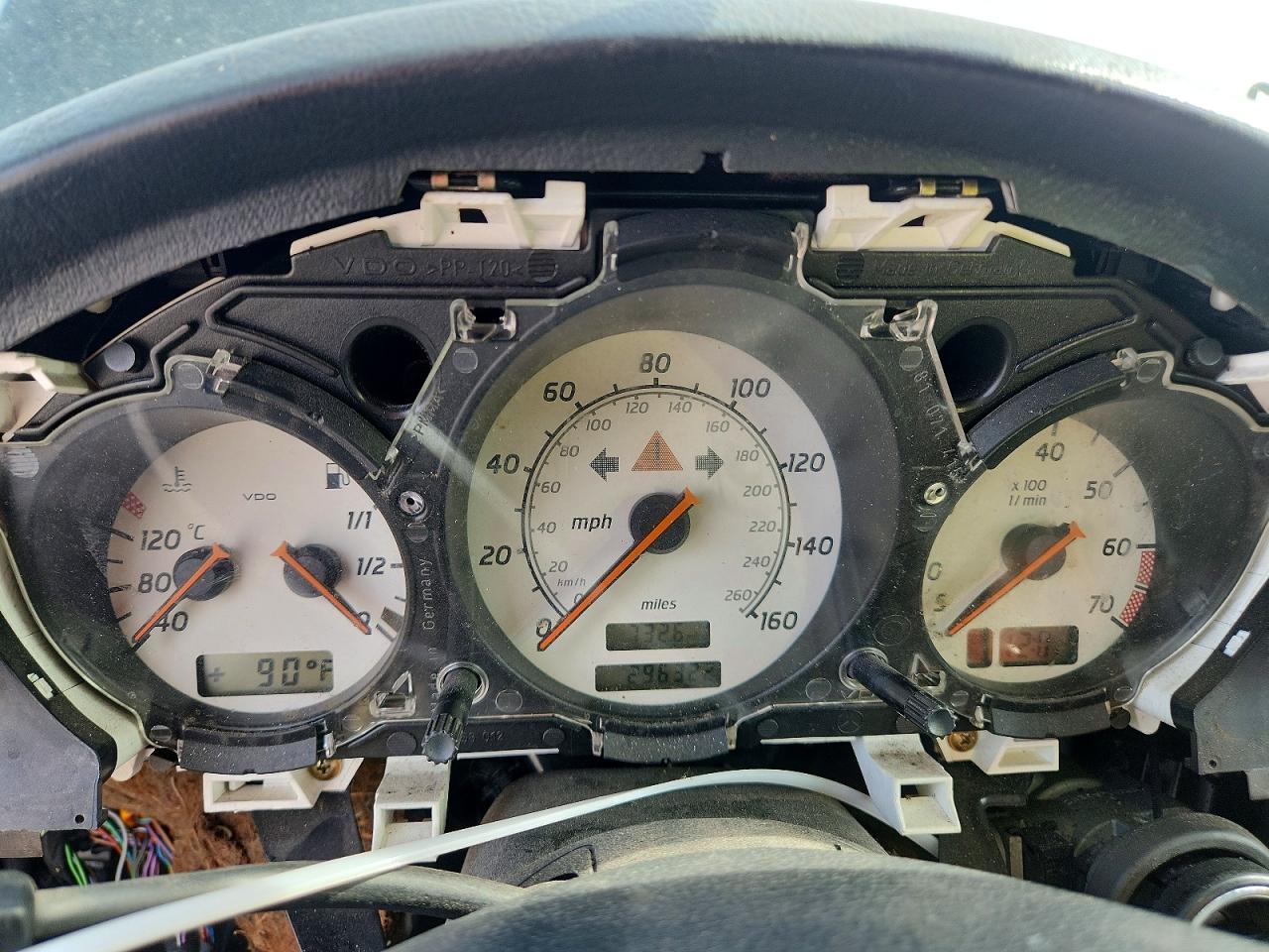 2001 MERCEDES-BENZ SLK-CLASS