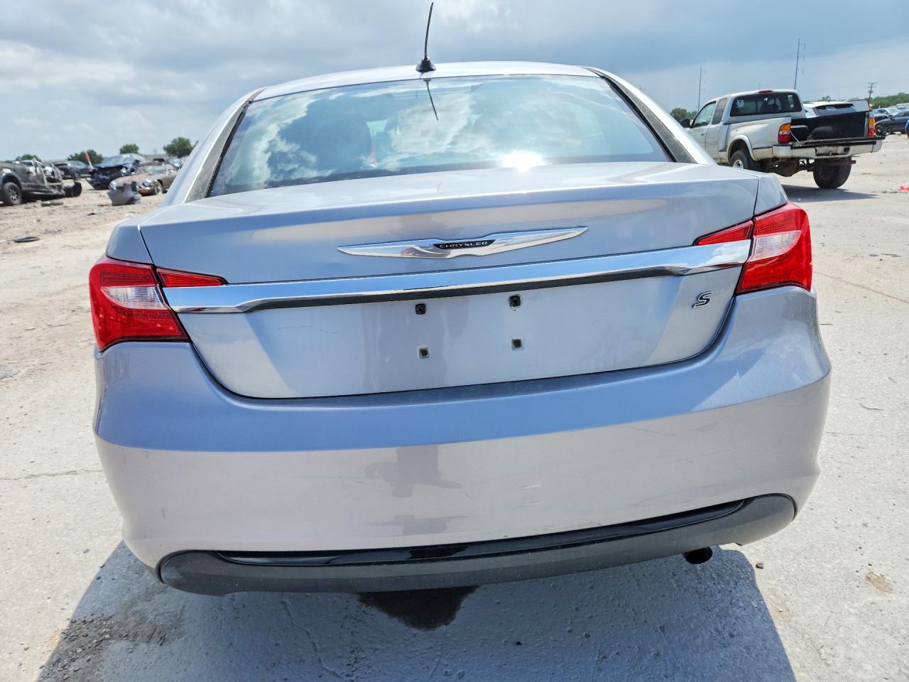 2014 CHRYSLER 200