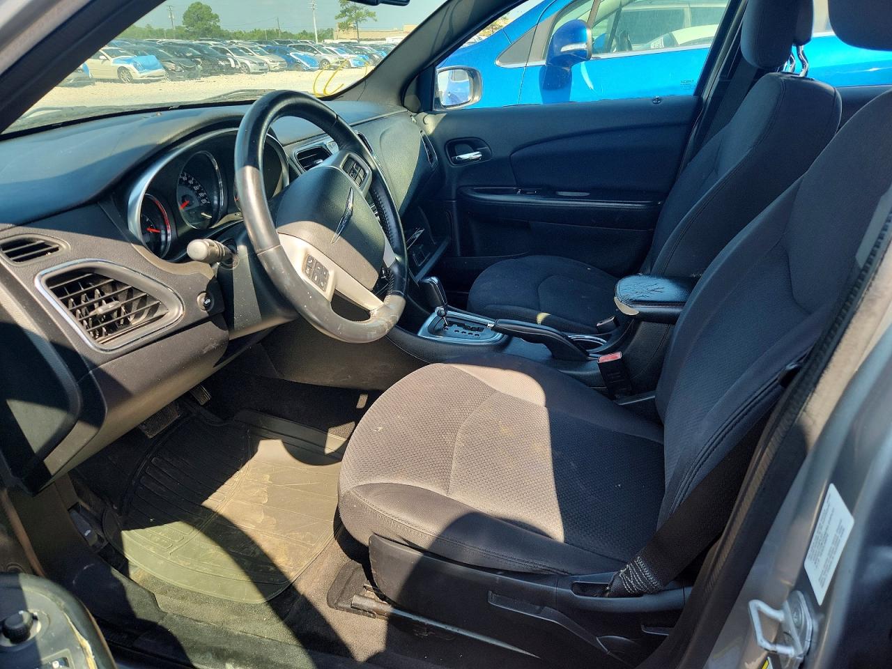 2014 CHRYSLER 200