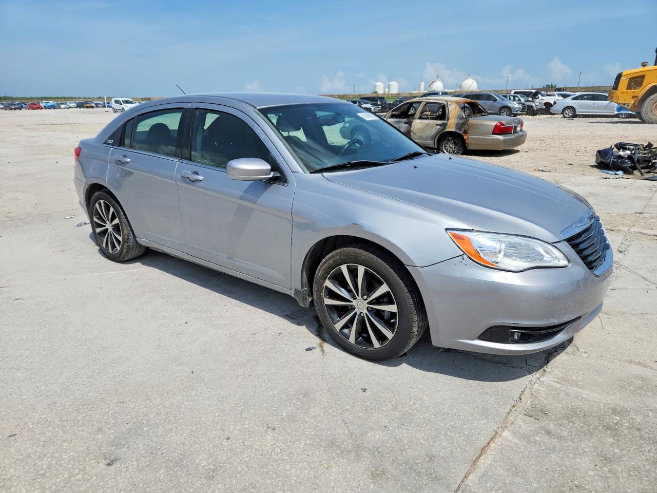 2014 CHRYSLER 200