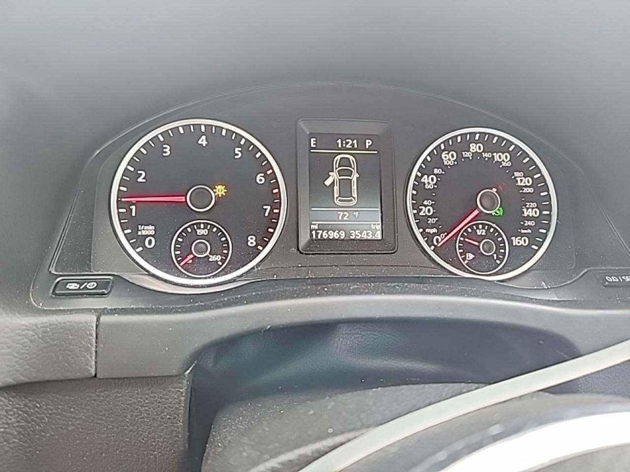 2015 VOLKSWAGEN TIGUAN