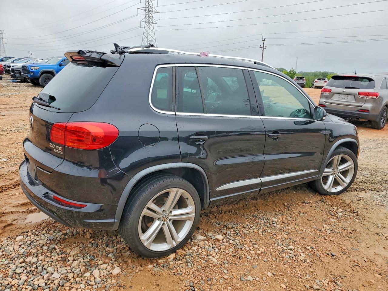 2015 VOLKSWAGEN TIGUAN