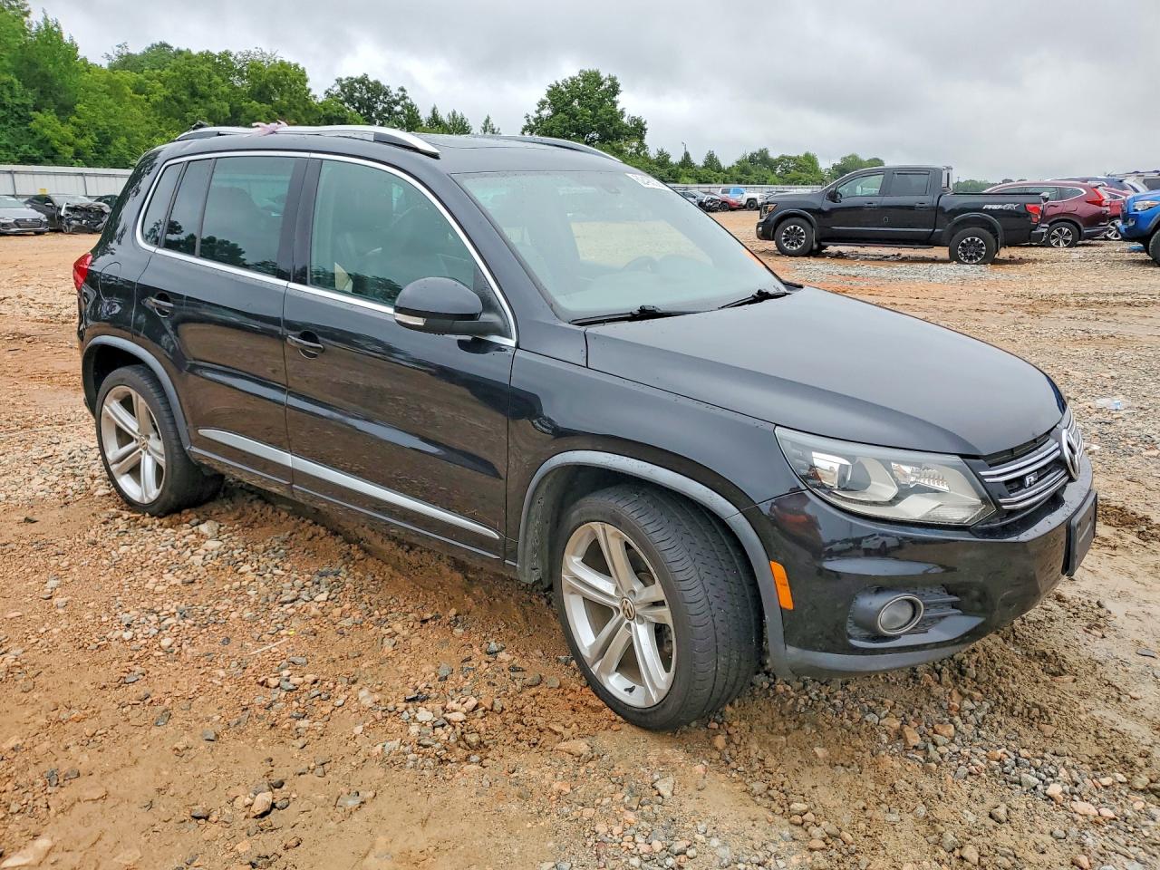 2015 VOLKSWAGEN TIGUAN