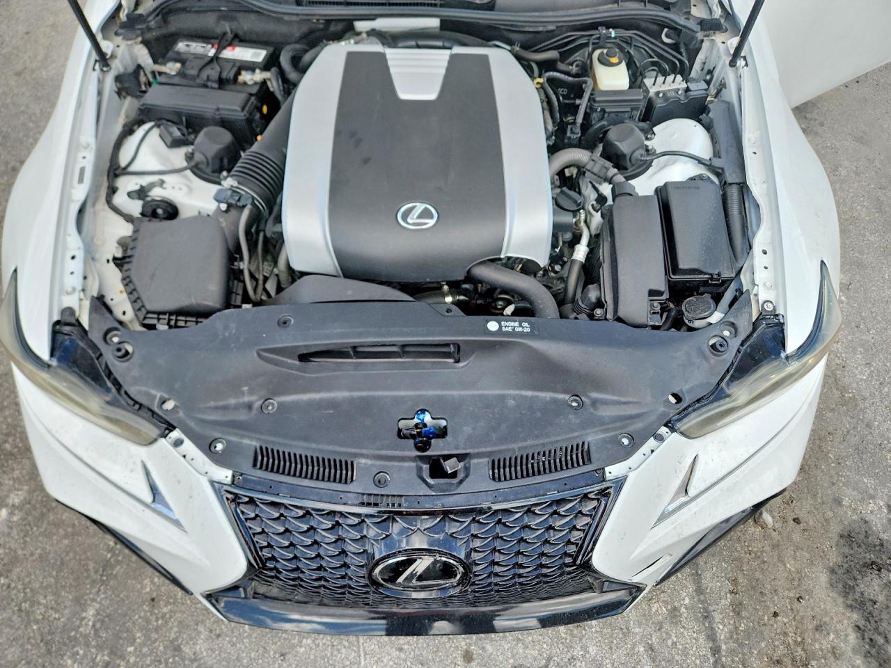 2018 LEXUS IS