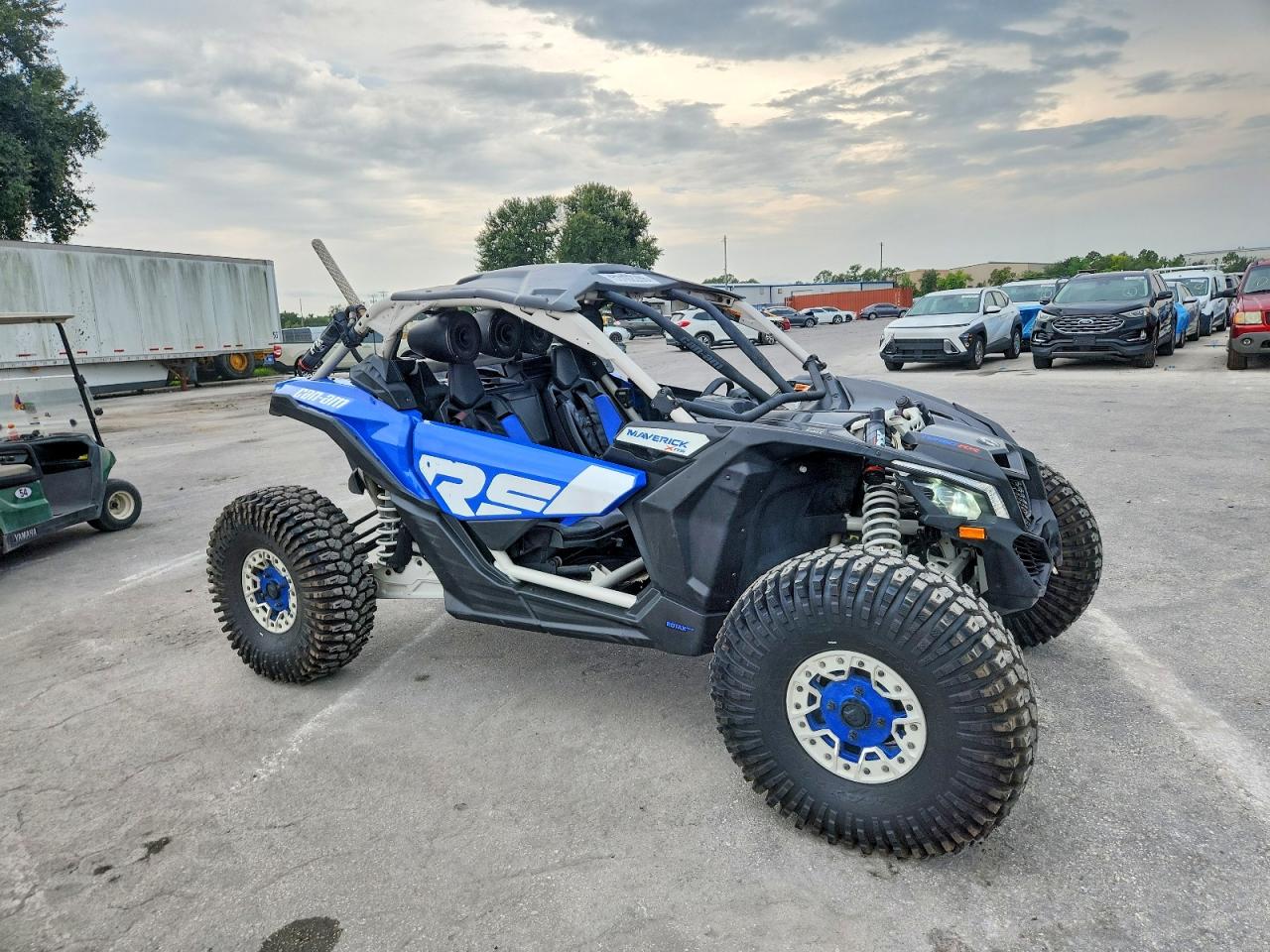 2023 CAN-AM SIDEBYSIDE