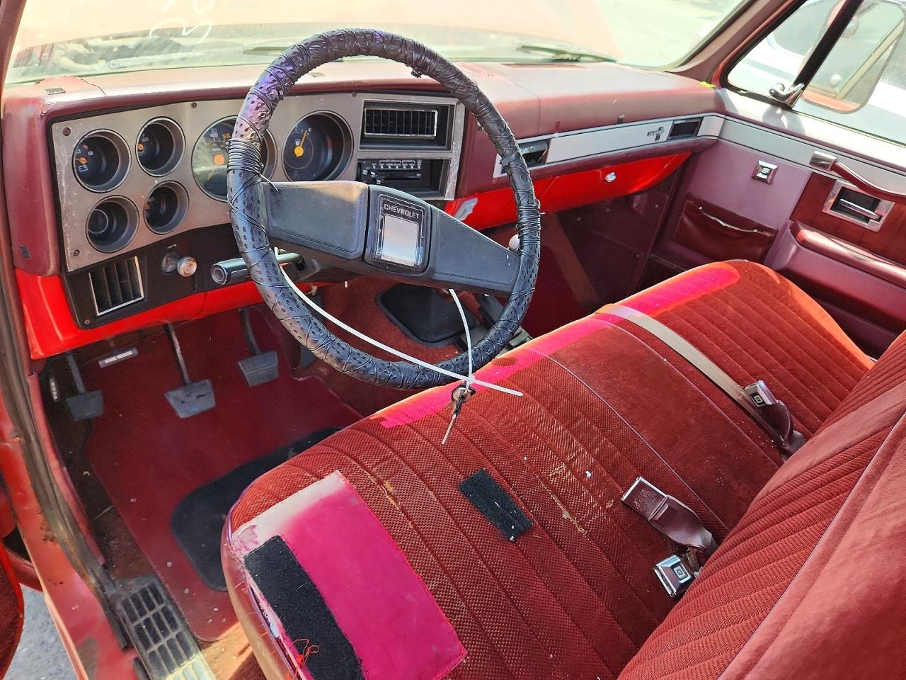 1986 CHEVROLET C/K2500