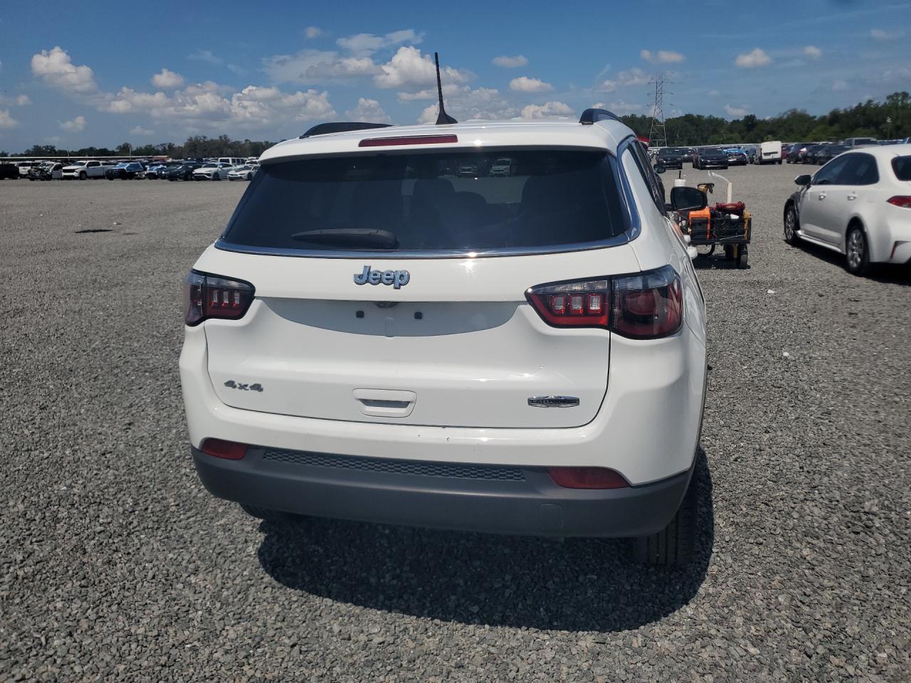 2022 JEEP COMPASS
