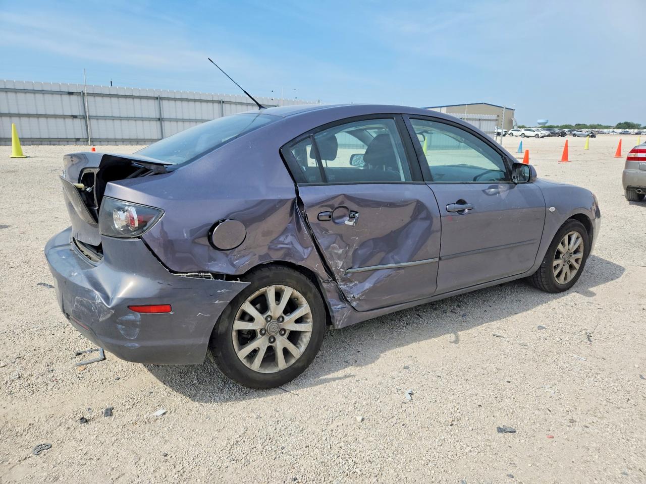 2008 MAZDA 3