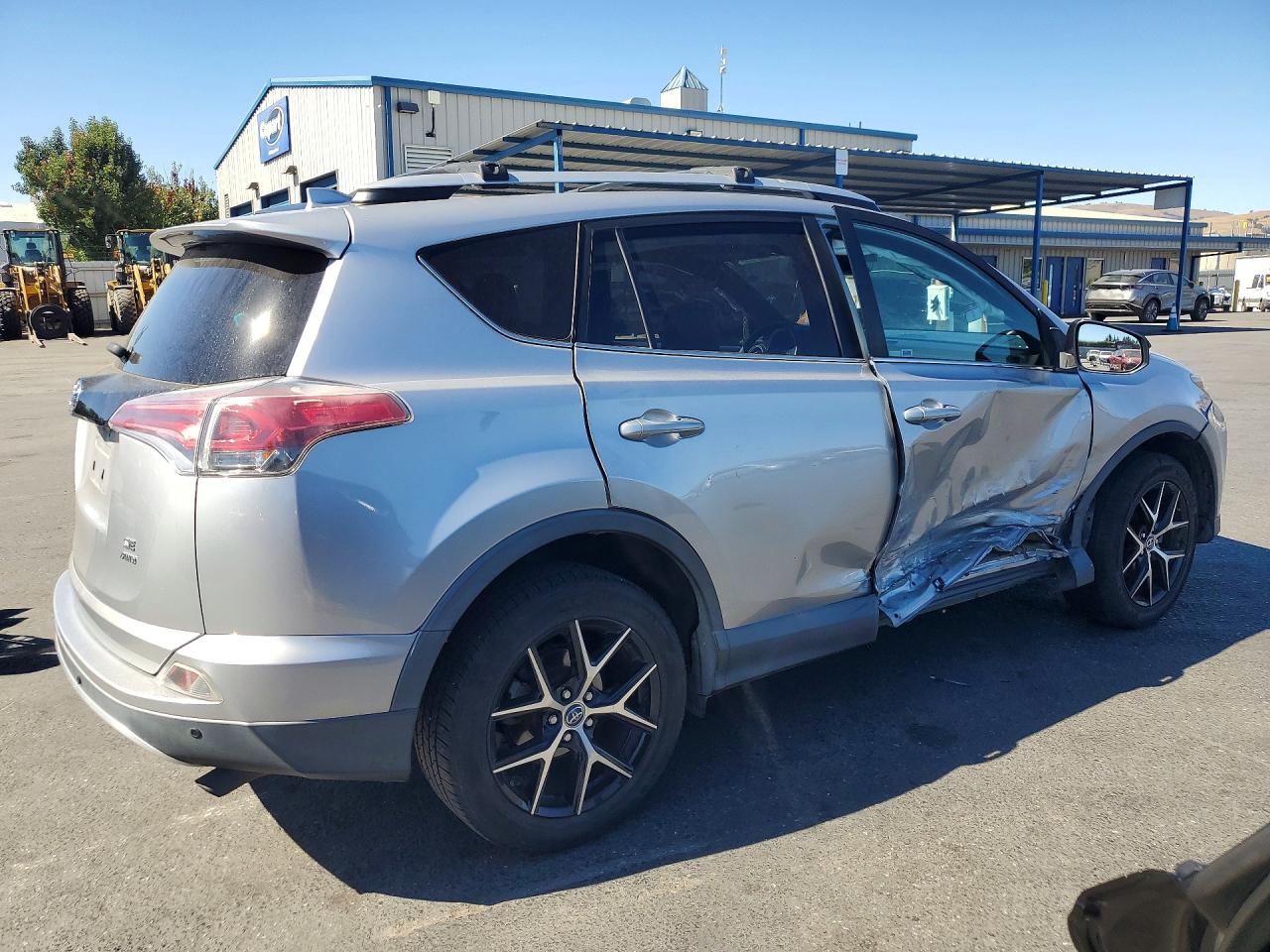 2016 TOYOTA RAV4