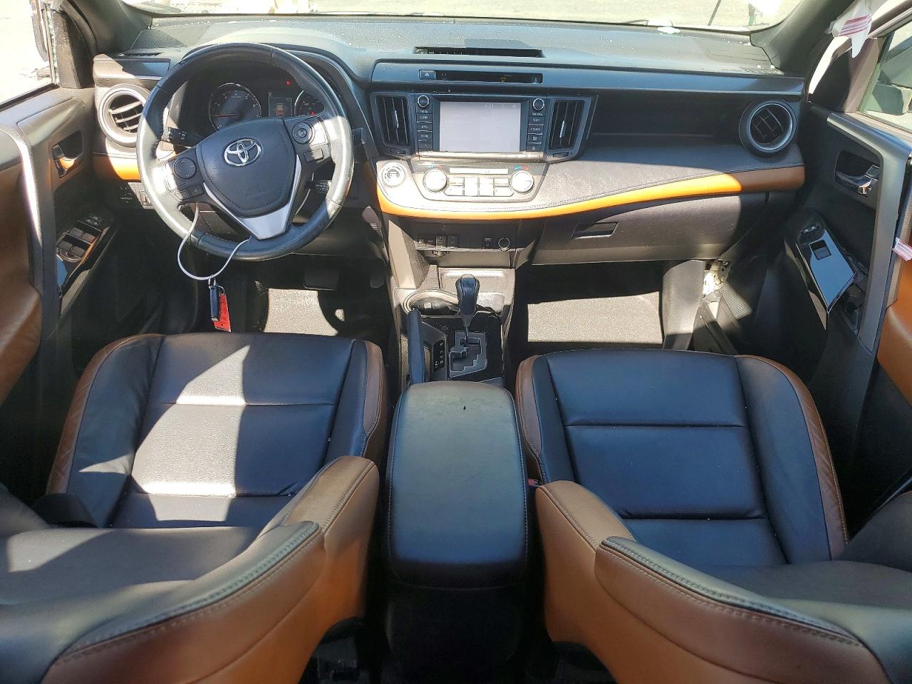 2016 TOYOTA RAV4
