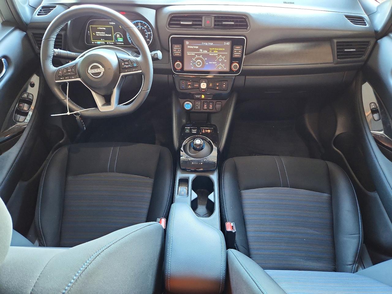 2025 NISSAN LEAF