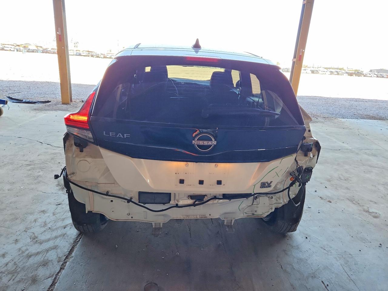 2025 NISSAN LEAF