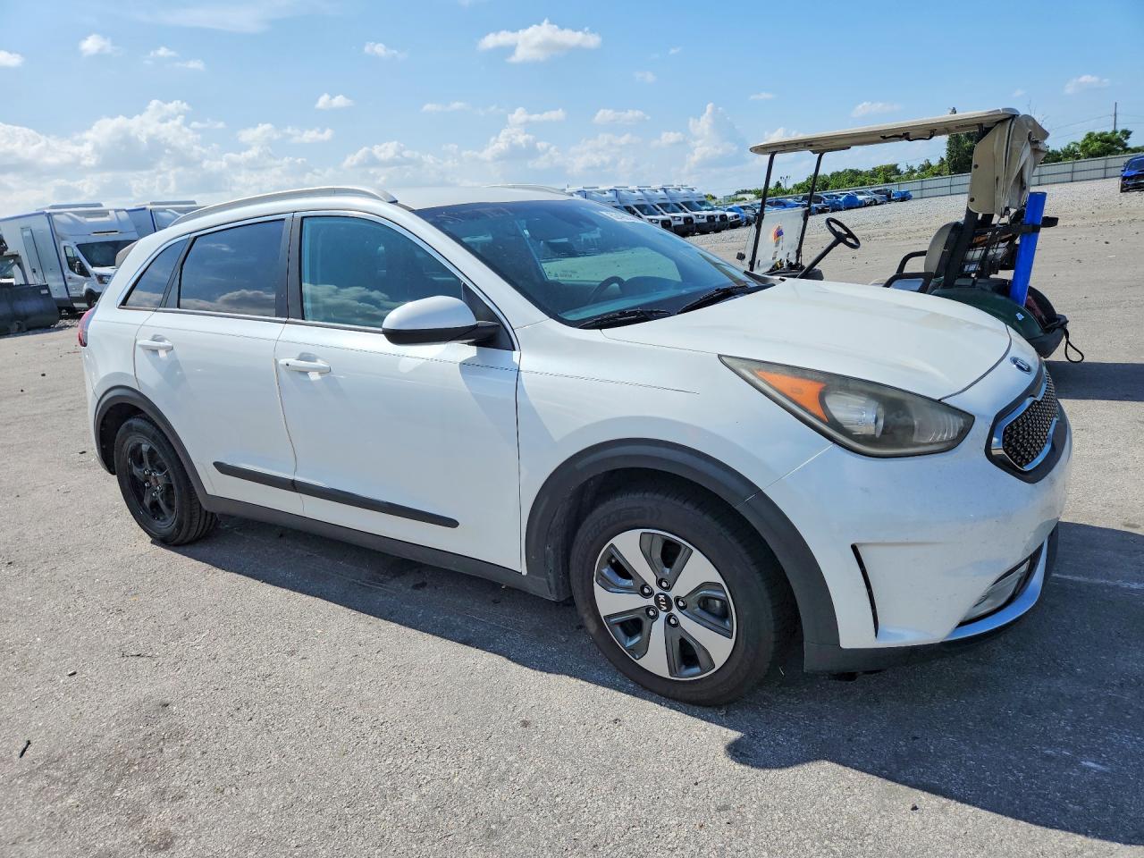 2018 KIA NIRO