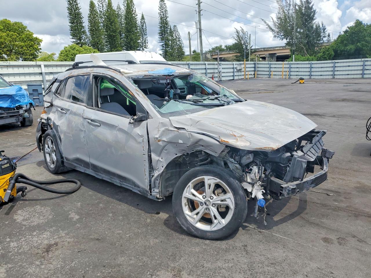 2022 HYUNDAI KONA