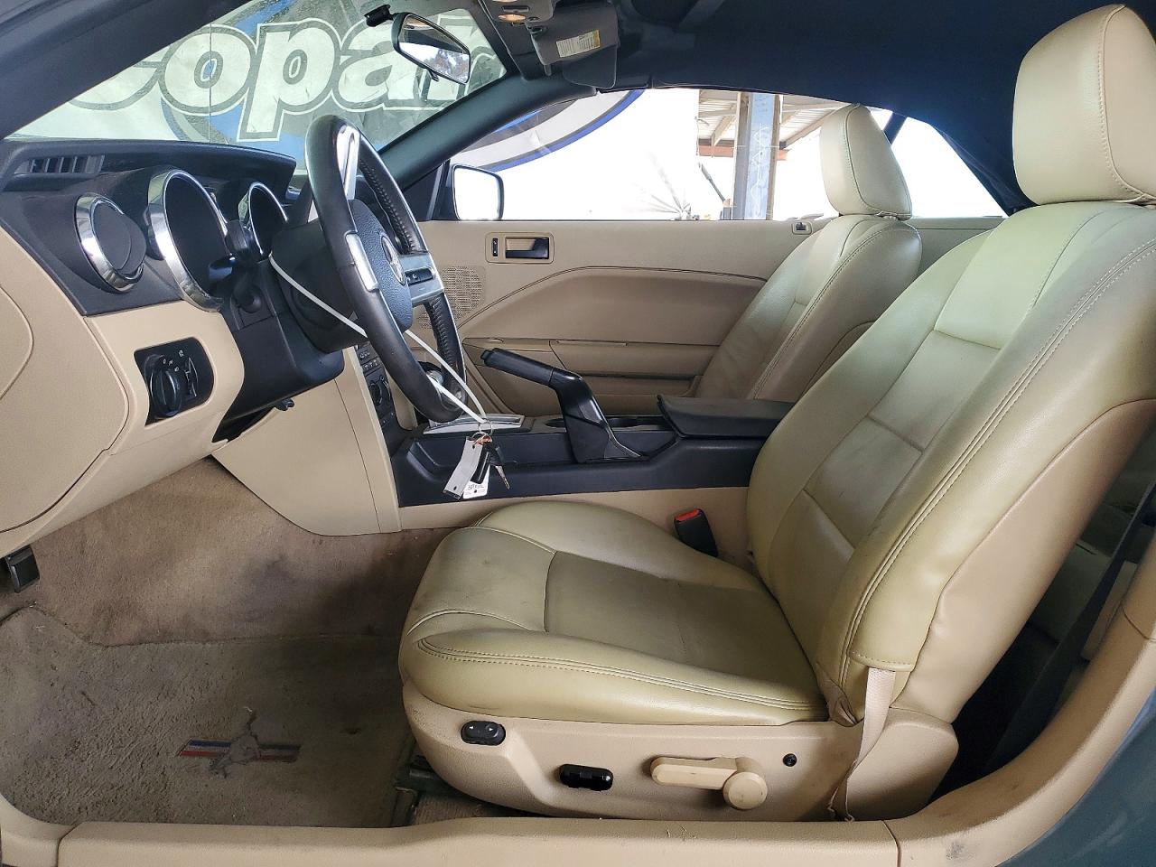 2006 FORD MUSTANG