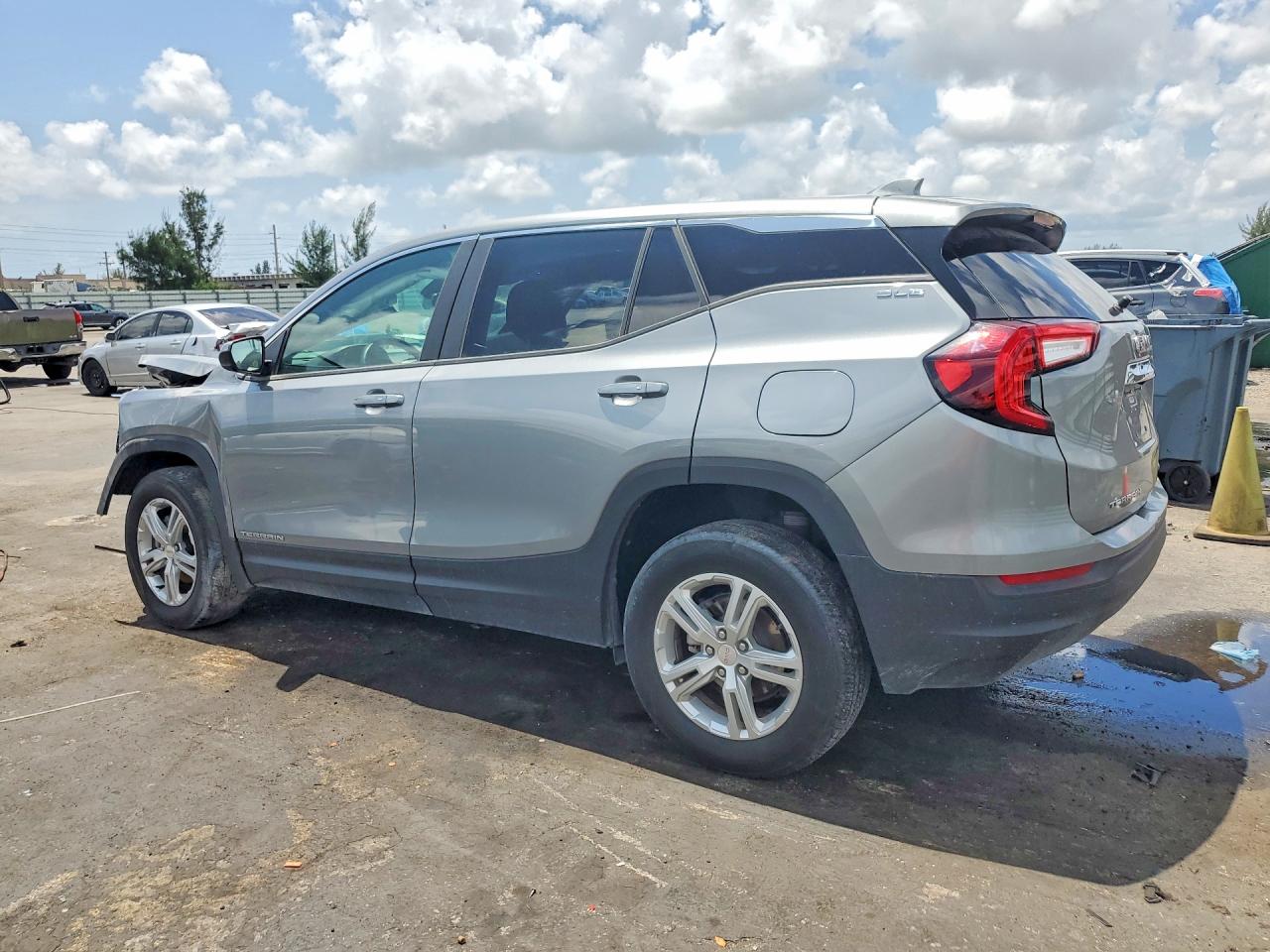 2024 GMC TERRAIN