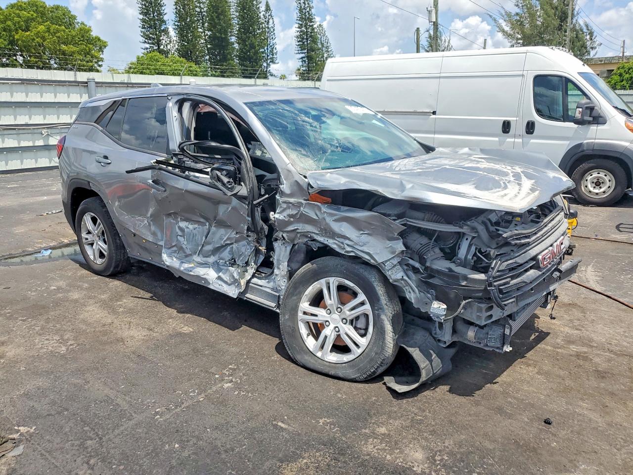 2024 GMC TERRAIN