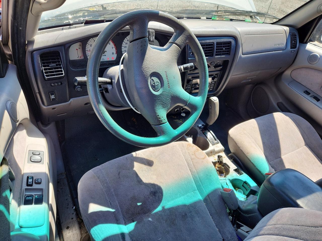 2002 TOYOTA TACOMA