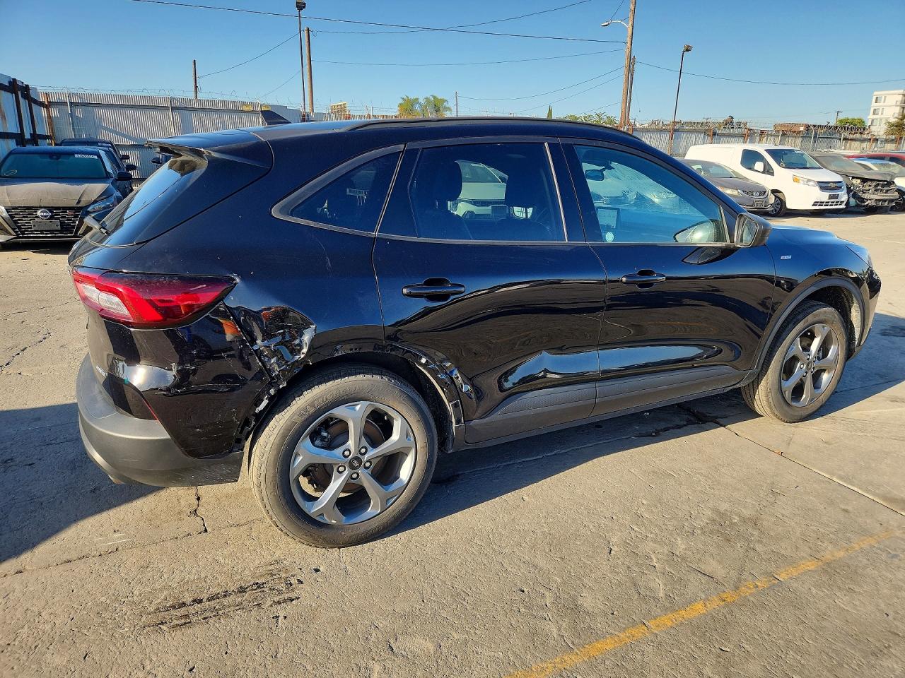 2025 FORD ESCAPE
