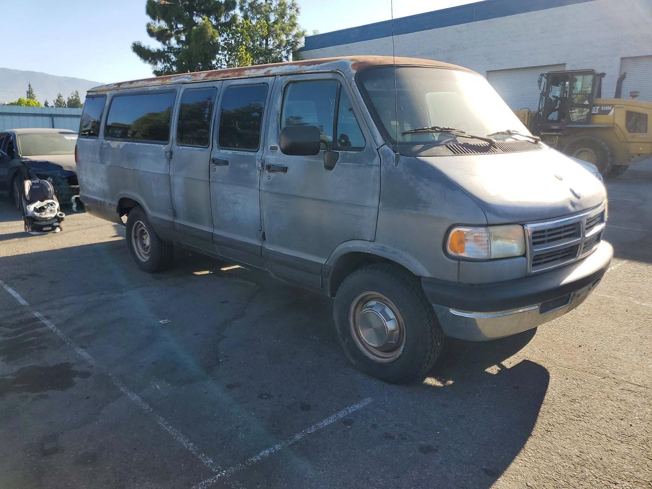 1996 DODGE RAM VAN