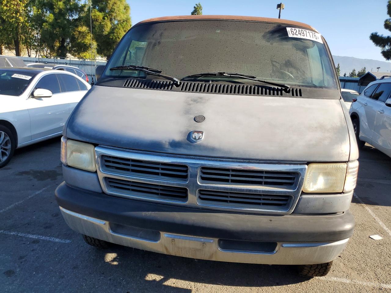 1996 DODGE RAM VAN