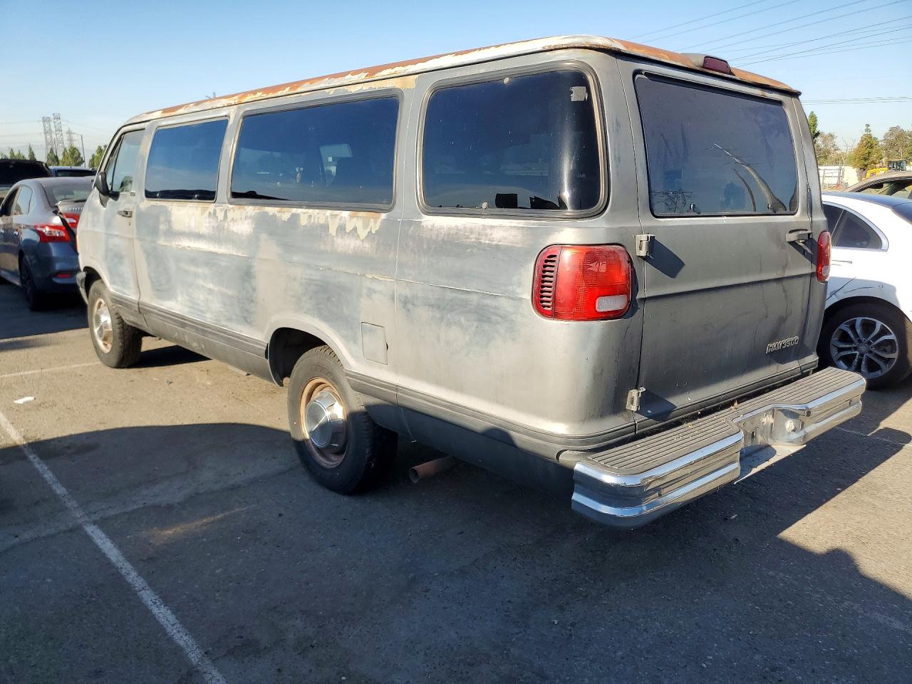 1996 DODGE RAM VAN
