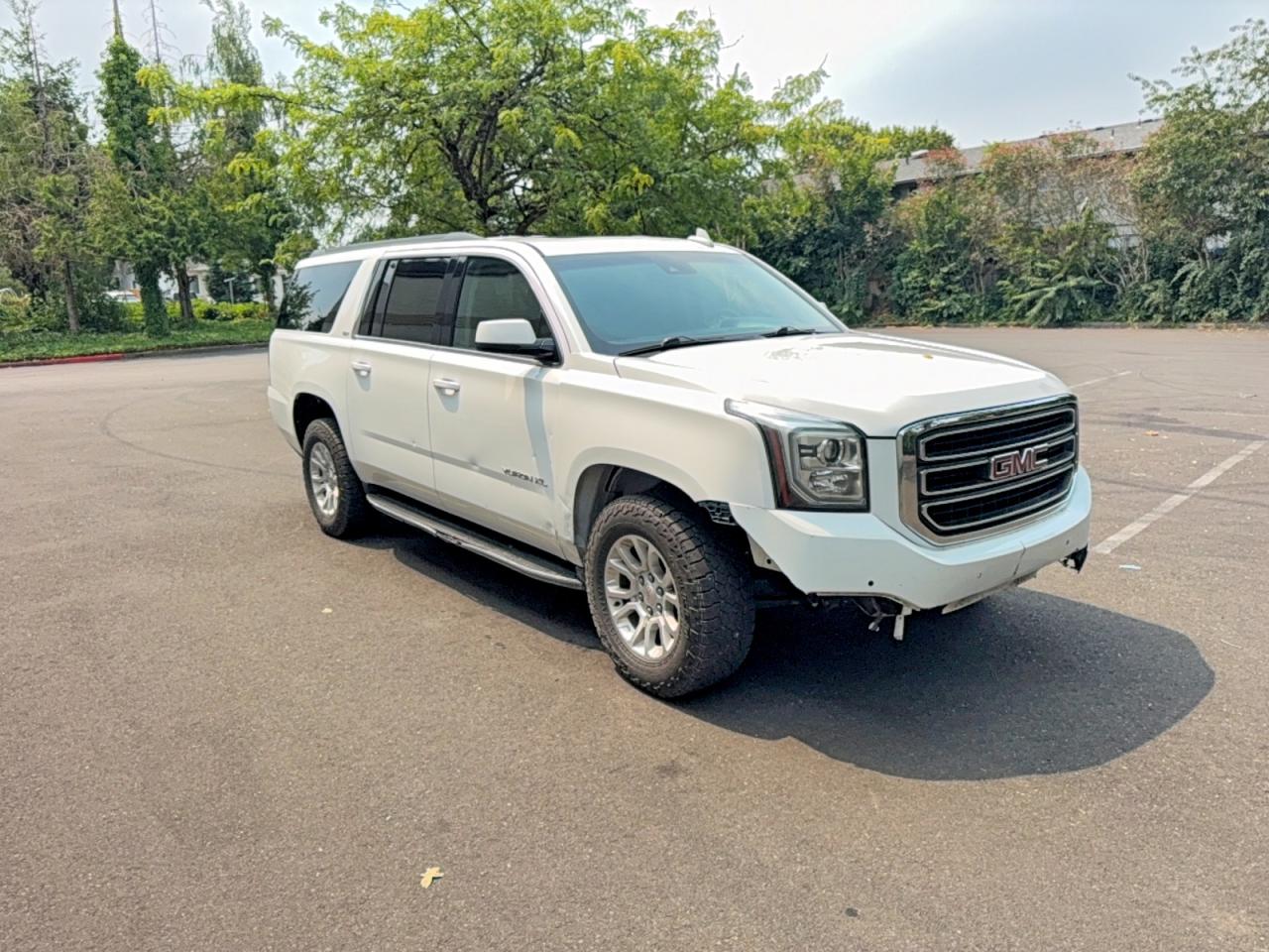 2019 GMC YUKON