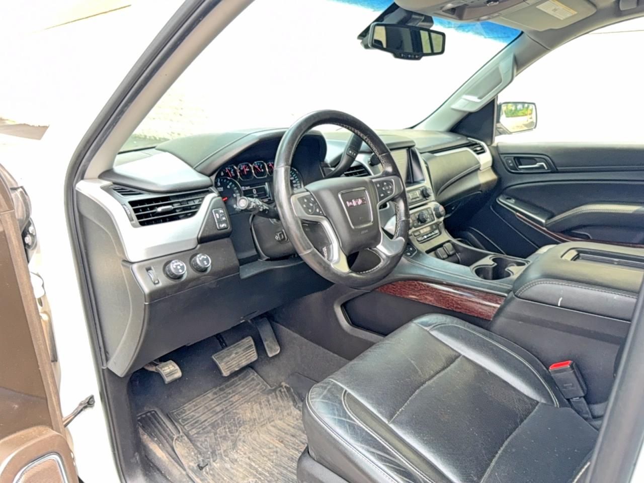 2019 GMC YUKON