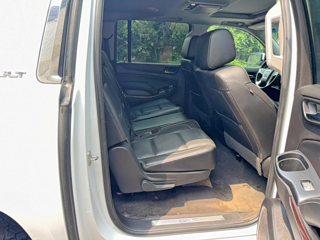 2019 GMC YUKON