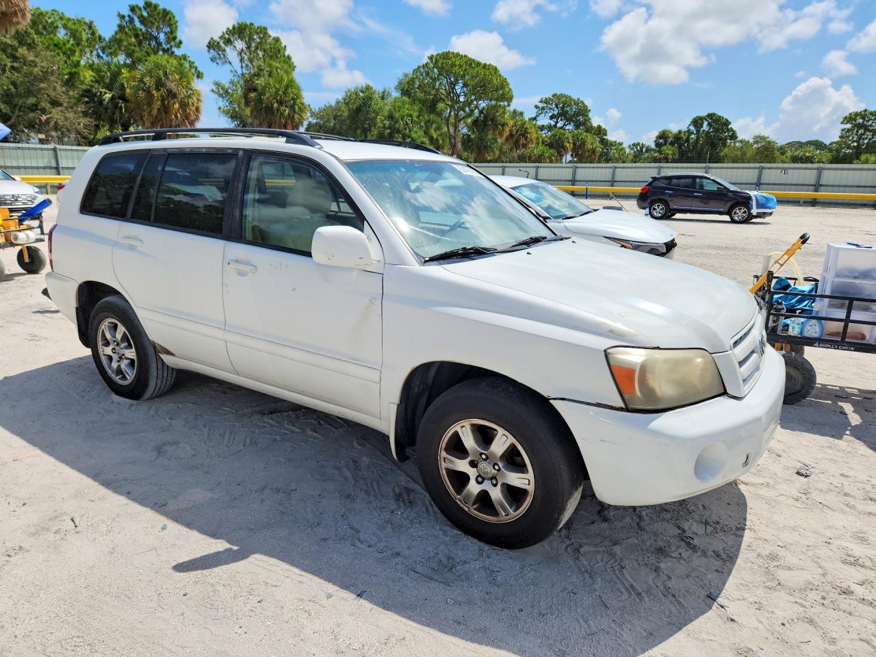 2006 TOYOTA HIGHLANDER