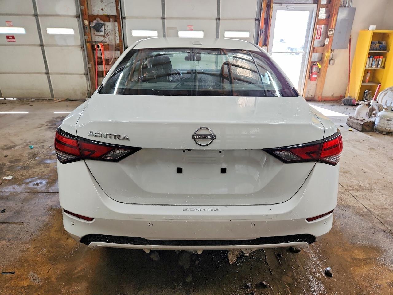 2025 NISSAN SENTRA