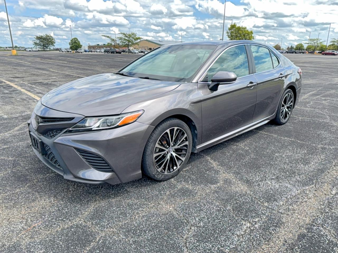 2018 TOYOTA CAMRY