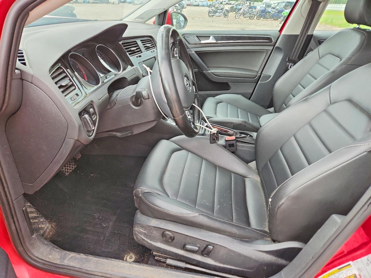 2017 VOLKSWAGEN GOLF