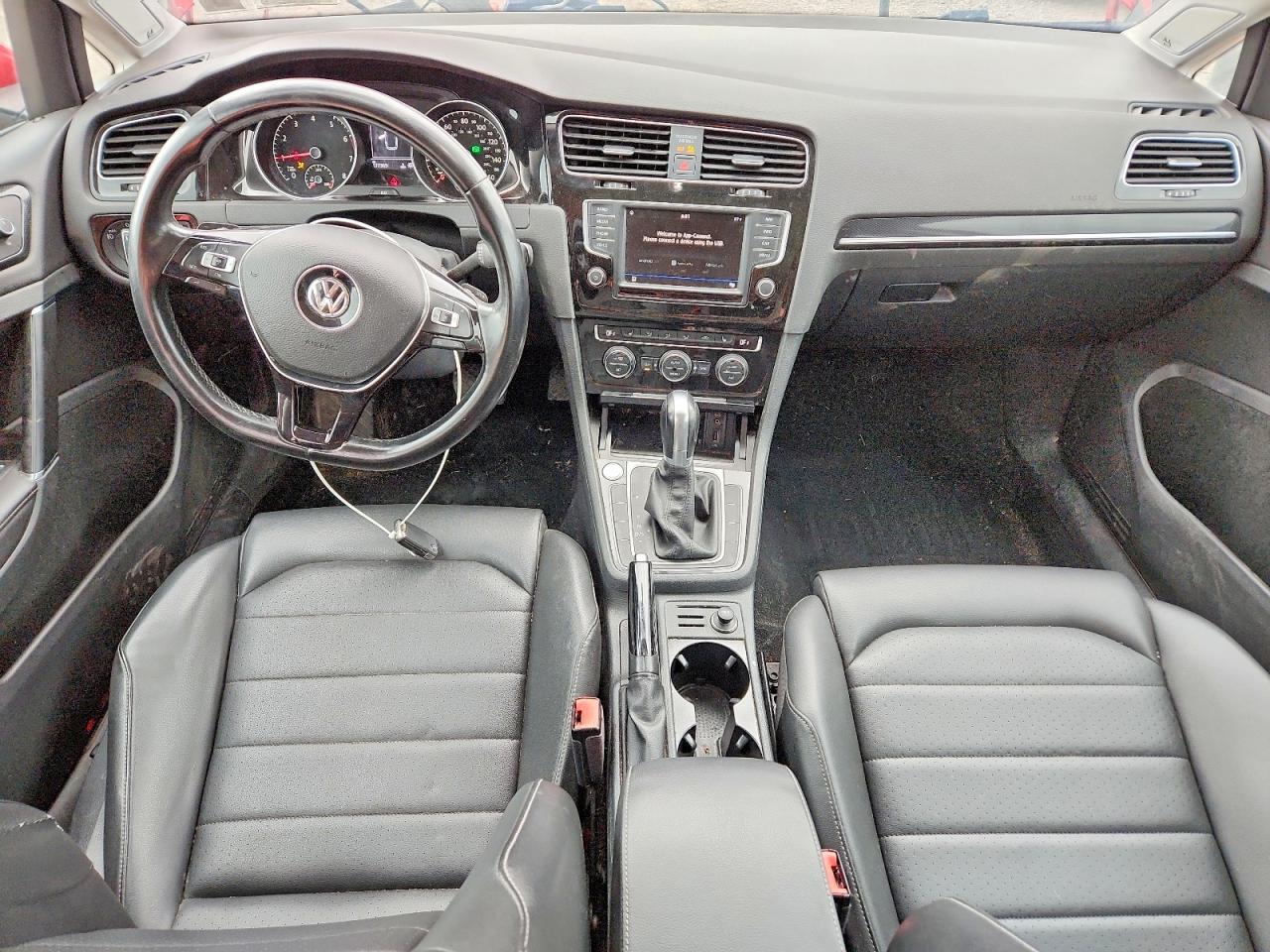 2017 VOLKSWAGEN GOLF