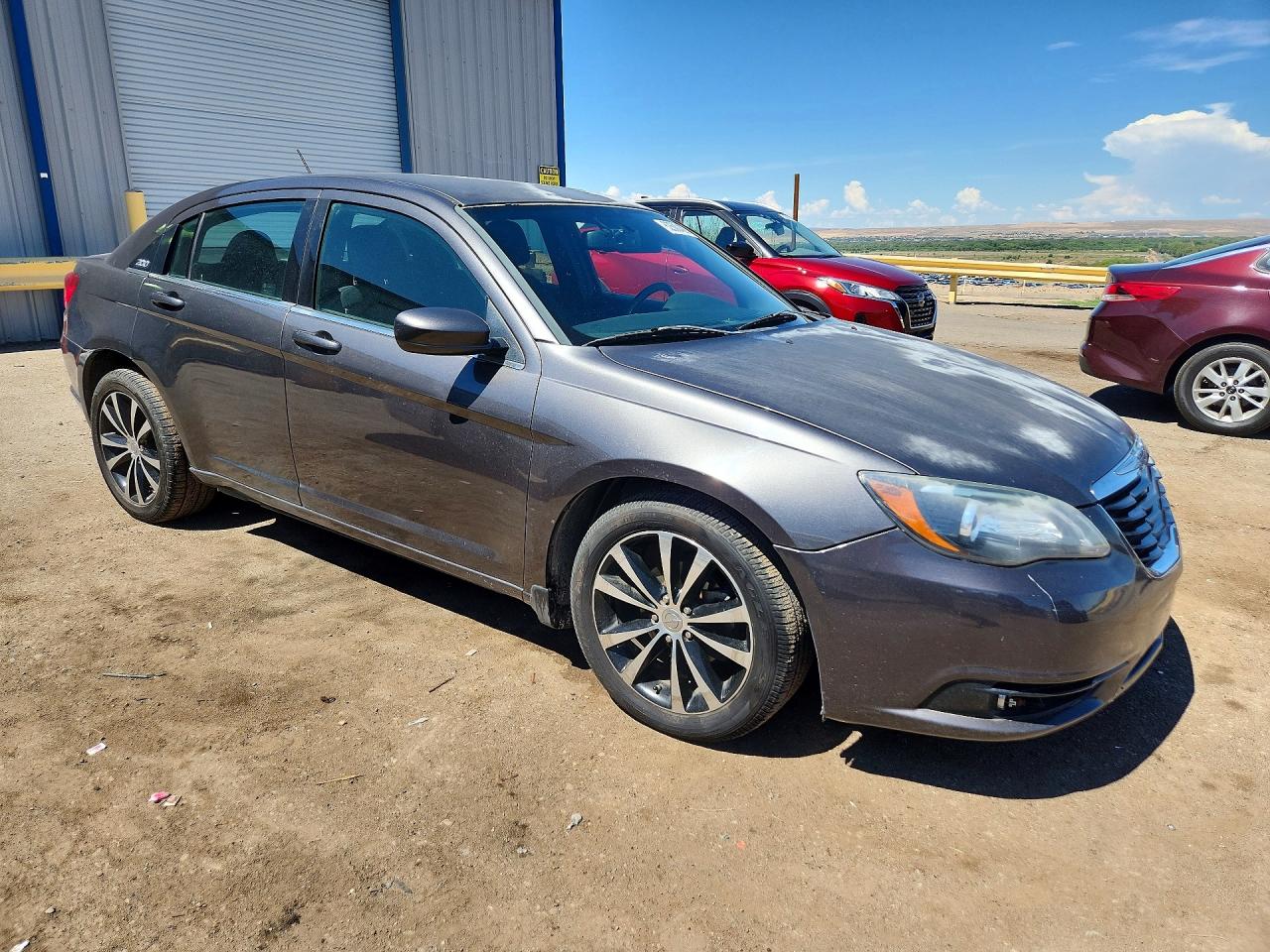 2014 CHRY 200