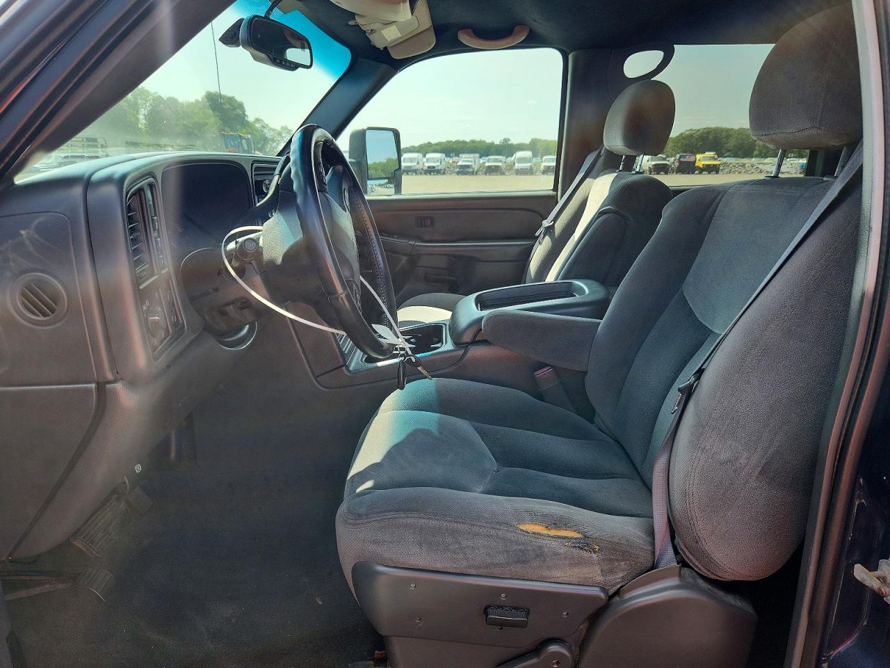 2006 GMC SIERRA