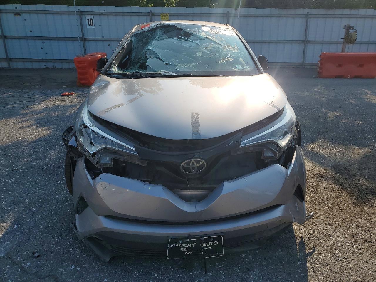 2018 TOYOTA C-HR