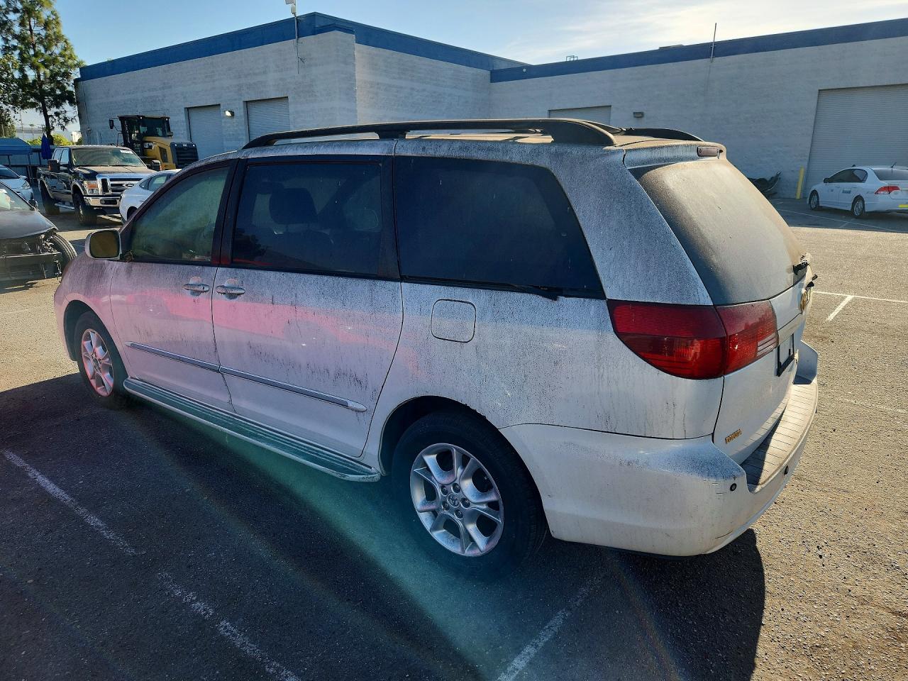 2004 TOYOTA SIENNA
