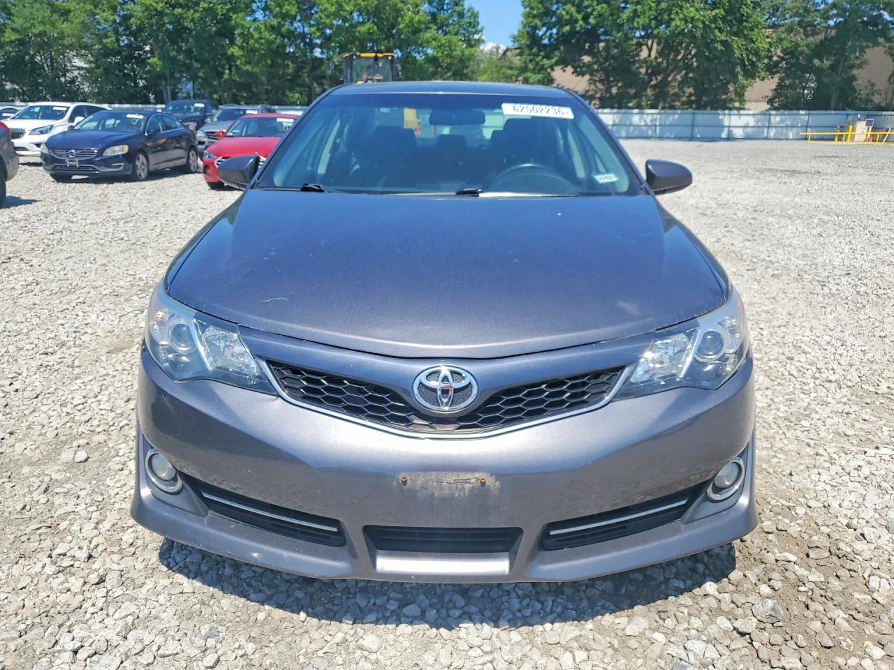 2014 TOYOTA CAMRY
