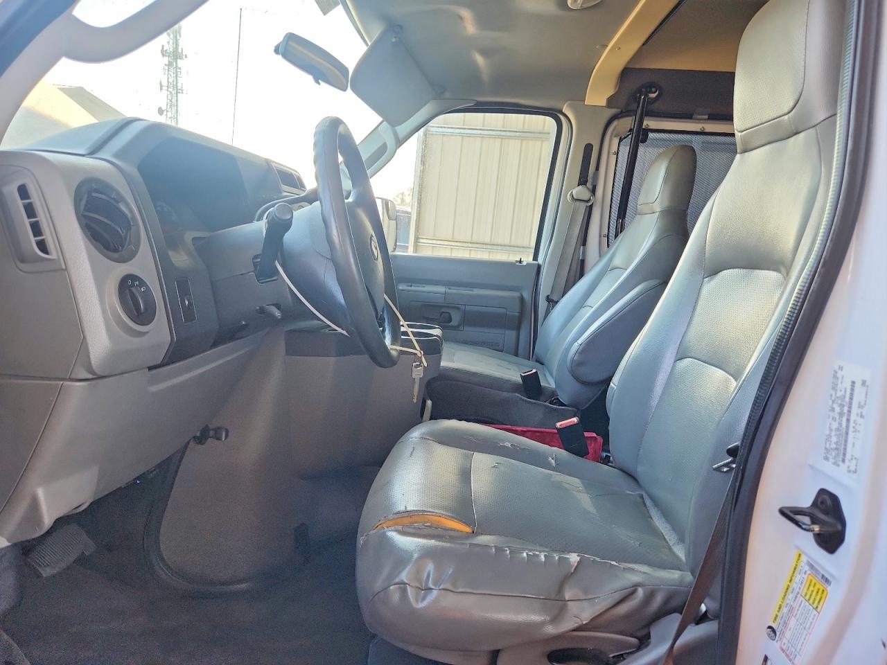 2012 FORD ECONOLINE
