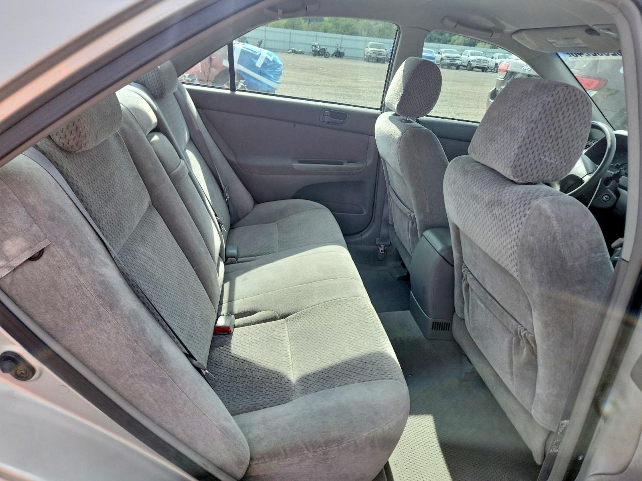 2004 TOYOTA CAMRY