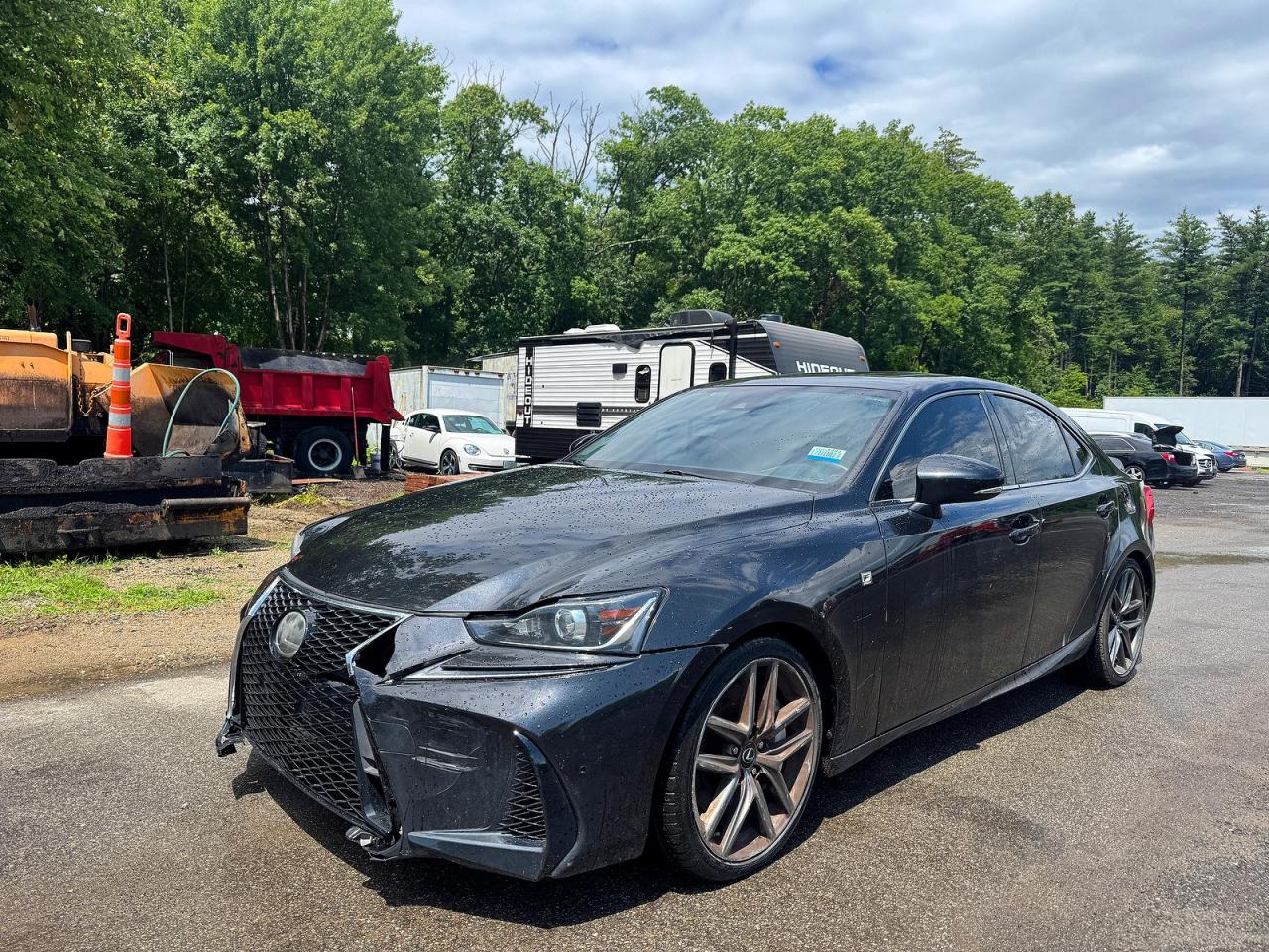 2018 LEXUS IS
