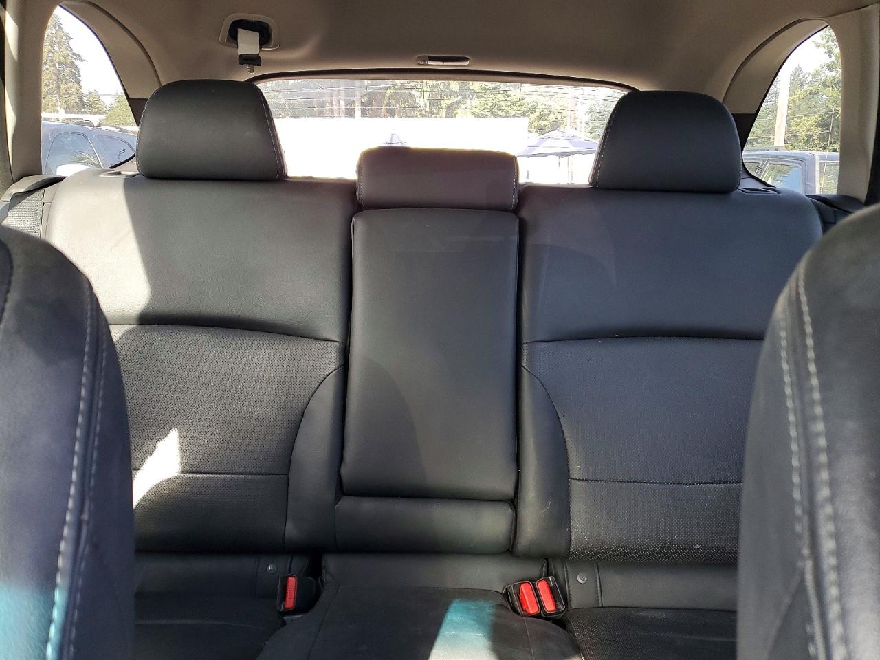2016 SUBARU OUTBACK