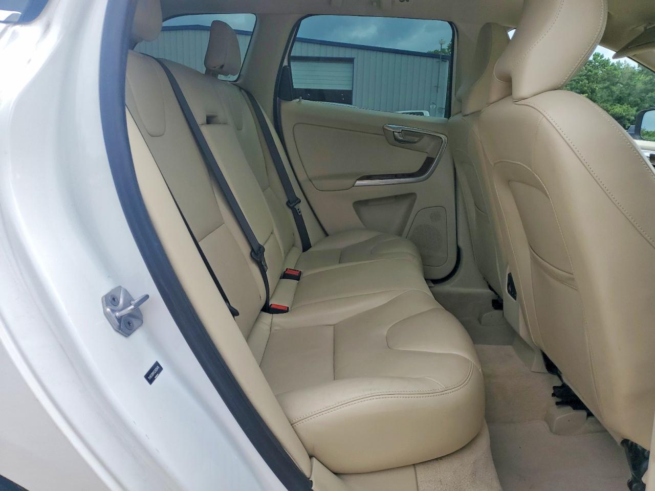 2016 VOLVO XC60