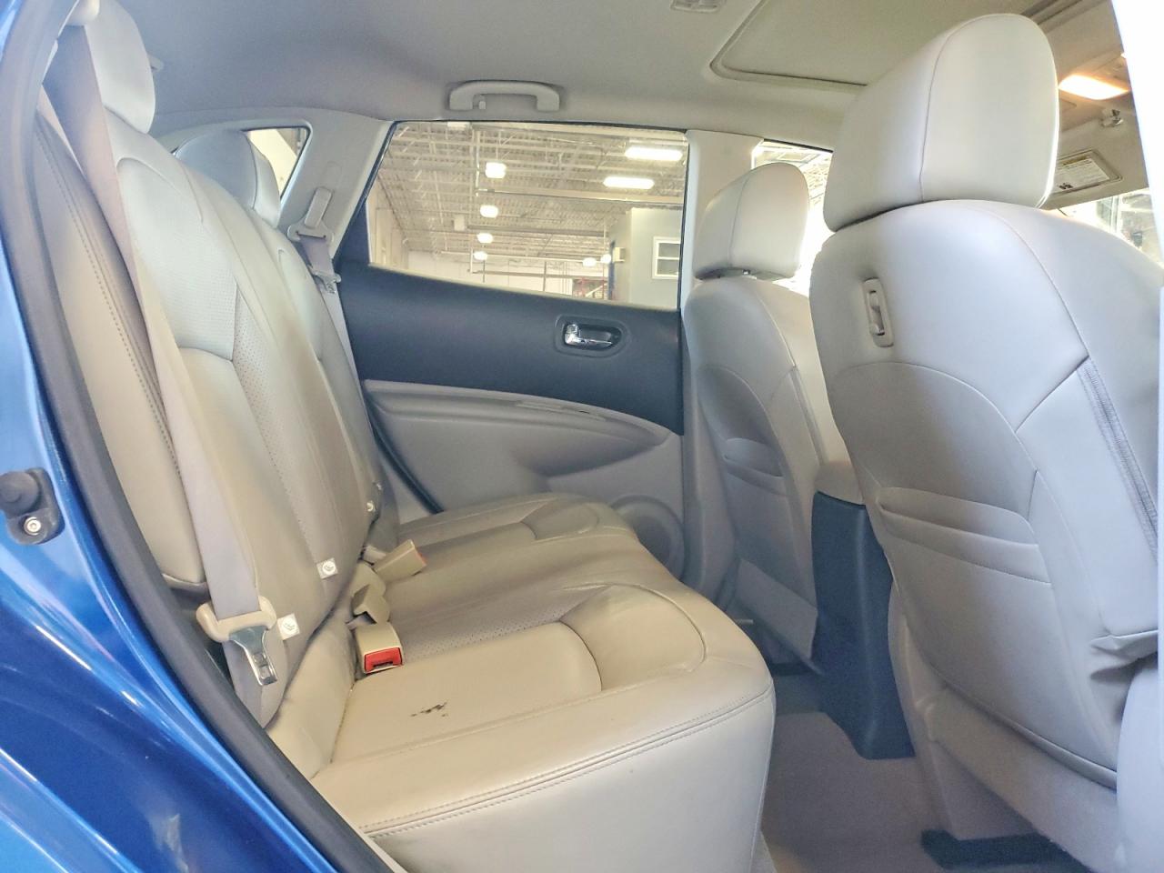 2010 NISSAN ROGUE