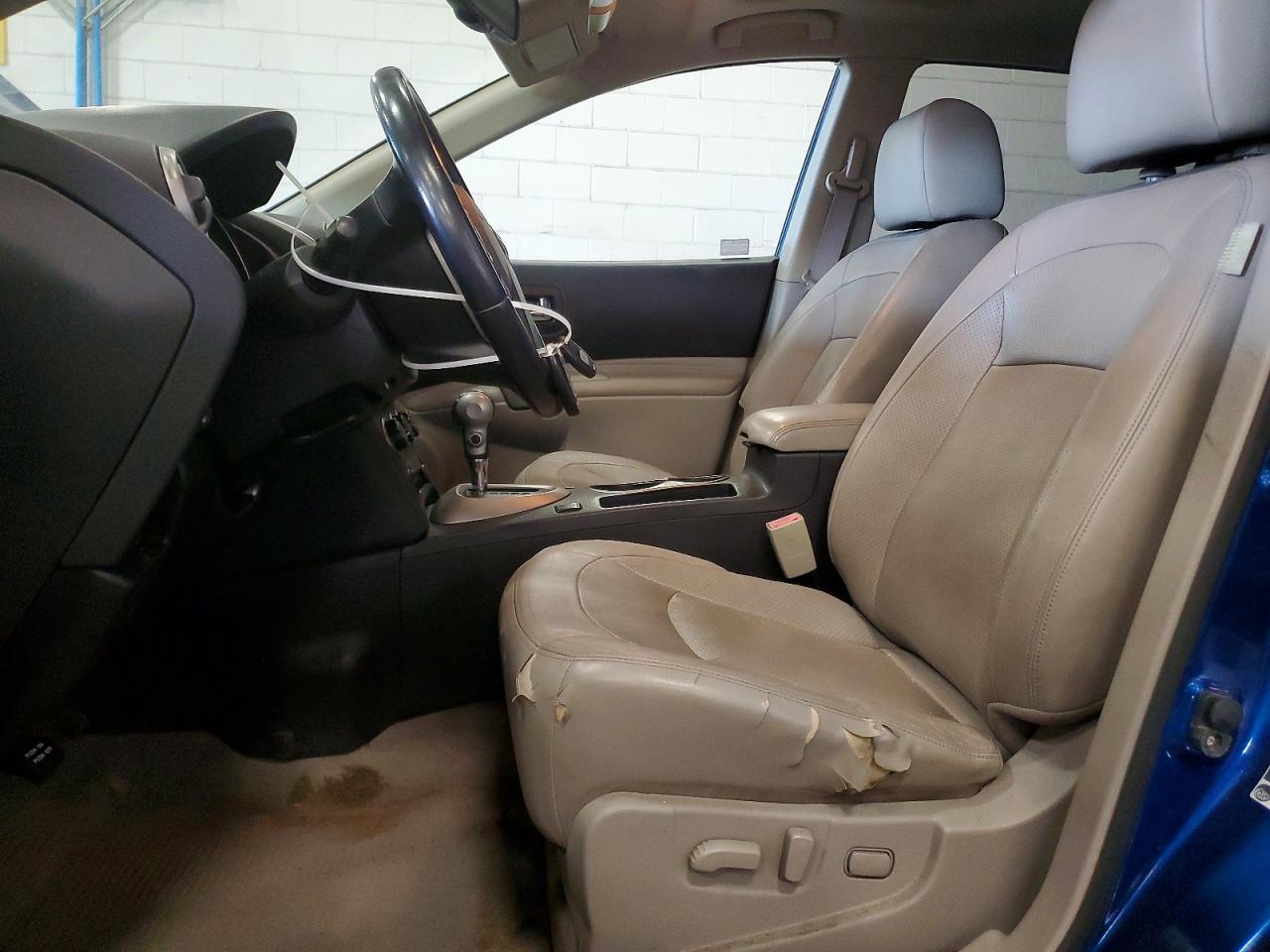 2010 NISSAN ROGUE