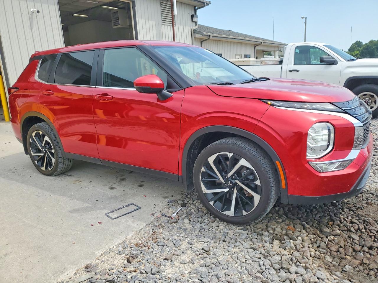2024 MITSUBISHI OUTLANDER