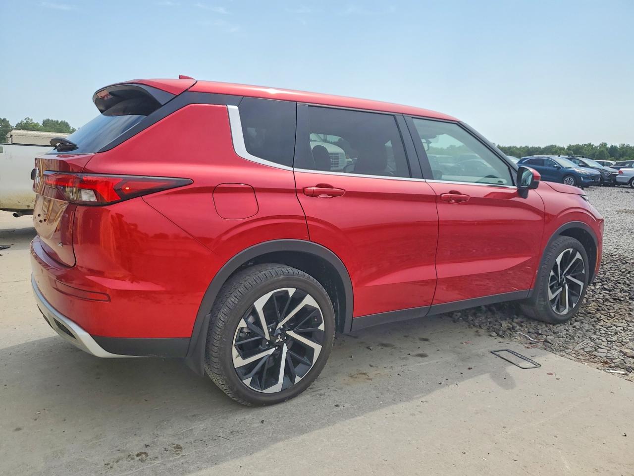 2024 MITSUBISHI OUTLANDER