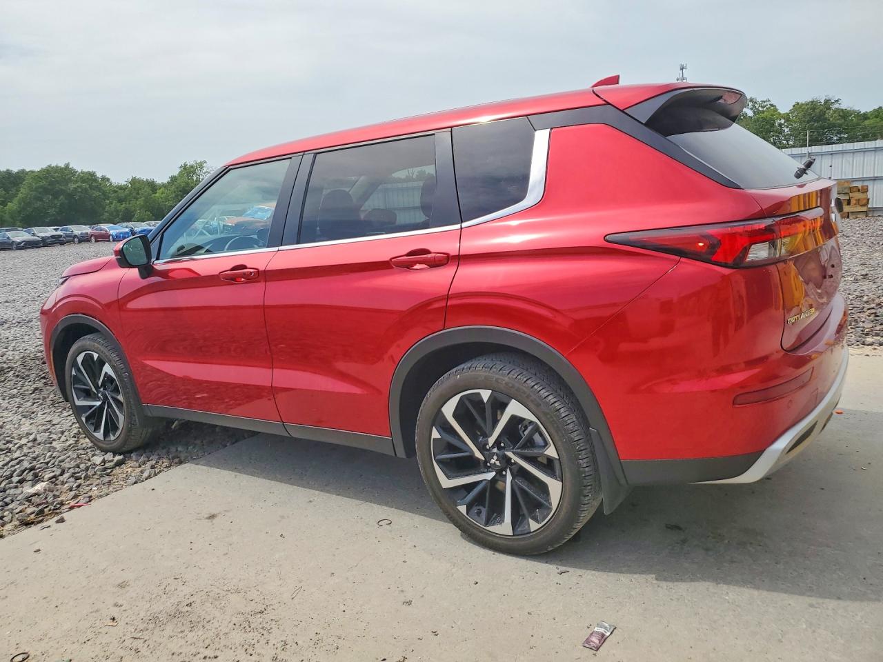 2024 MITSUBISHI OUTLANDER