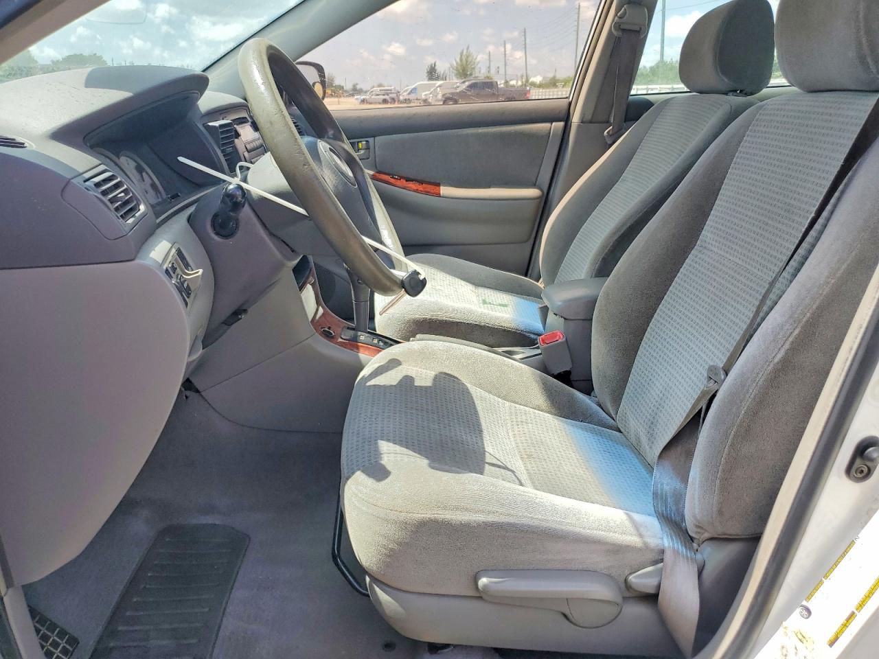 2006 TOYOTA COROLLA